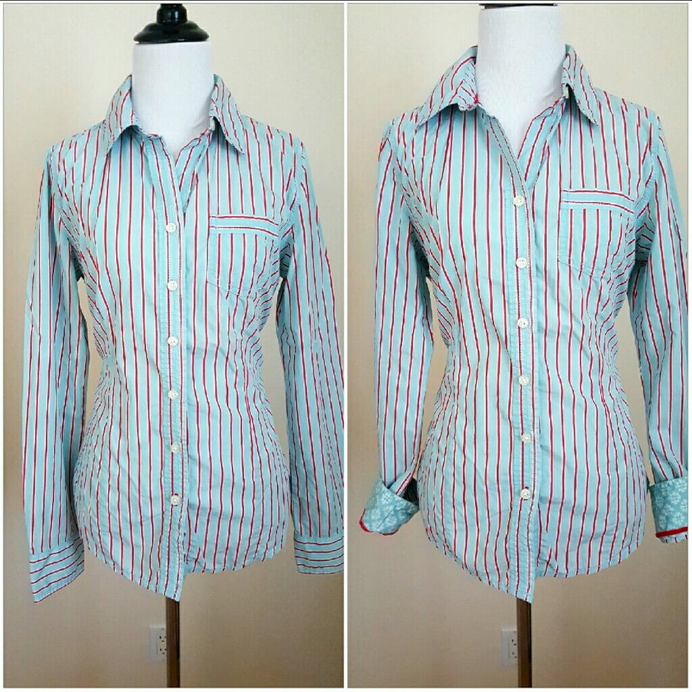 Old Navy size med 100% cotton fitted button down
